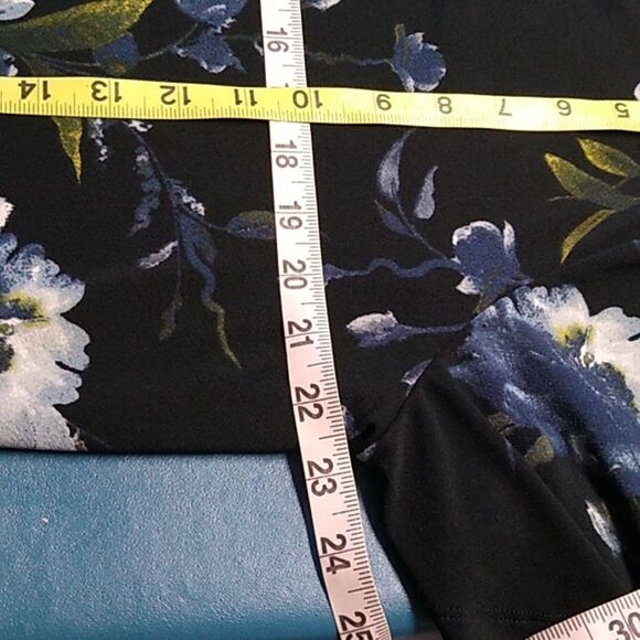 Christian Siriano Elegan Midi 2XL  Dress - Picture 6 of 8